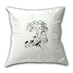 Tigre bianca  Cuscino classico in raso