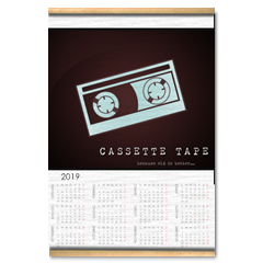 Cassette Tape Calendario su arazzo A3