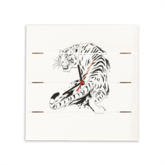 Tigre bianca  Orologio quadrato su listelli in legno